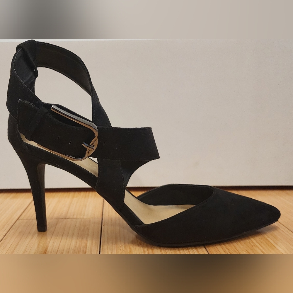 Chinese Laundry Black Strappy Heels